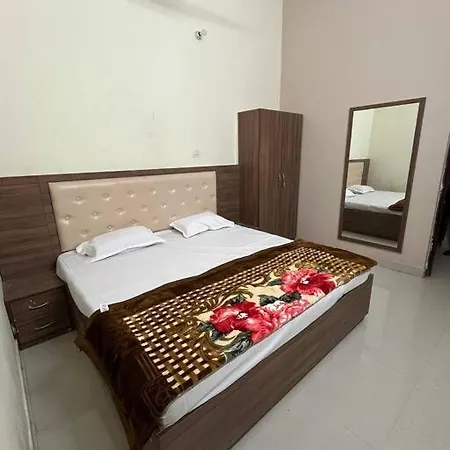 Spacious Home With Serene Vibes Prayagraj Exterior photo