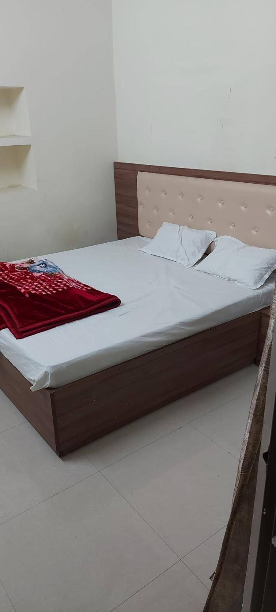Spacious With Serene Vibes * Prayagraj