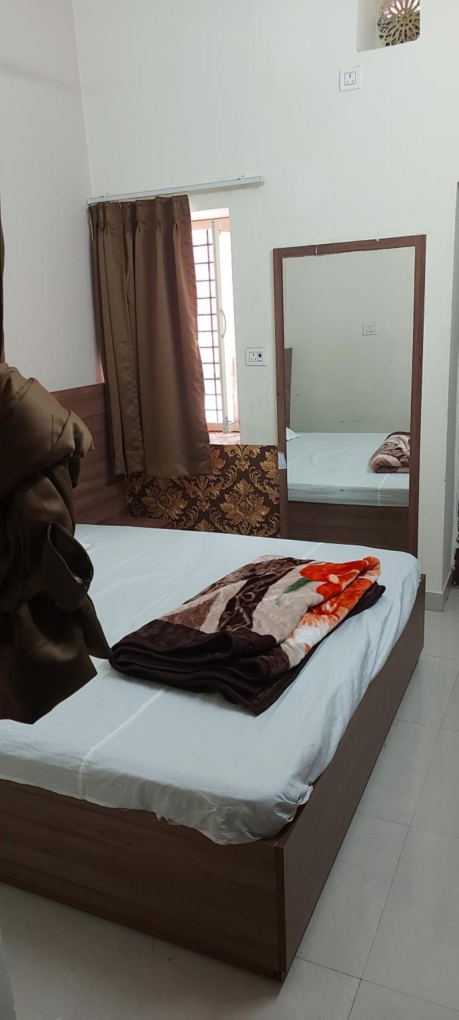 Spacious With Serene Vibes *